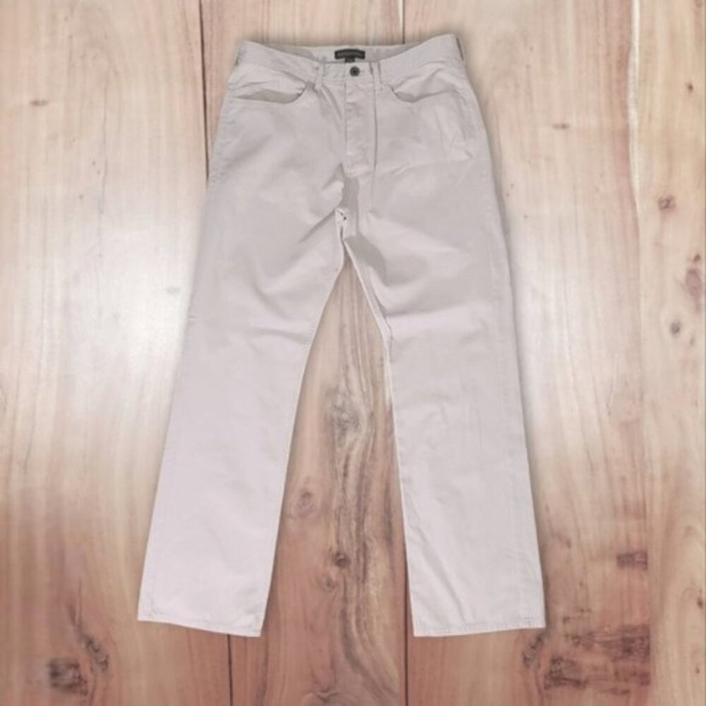 Banana Republic Straight Fit Stone Wash Vintage Style Chino Pants